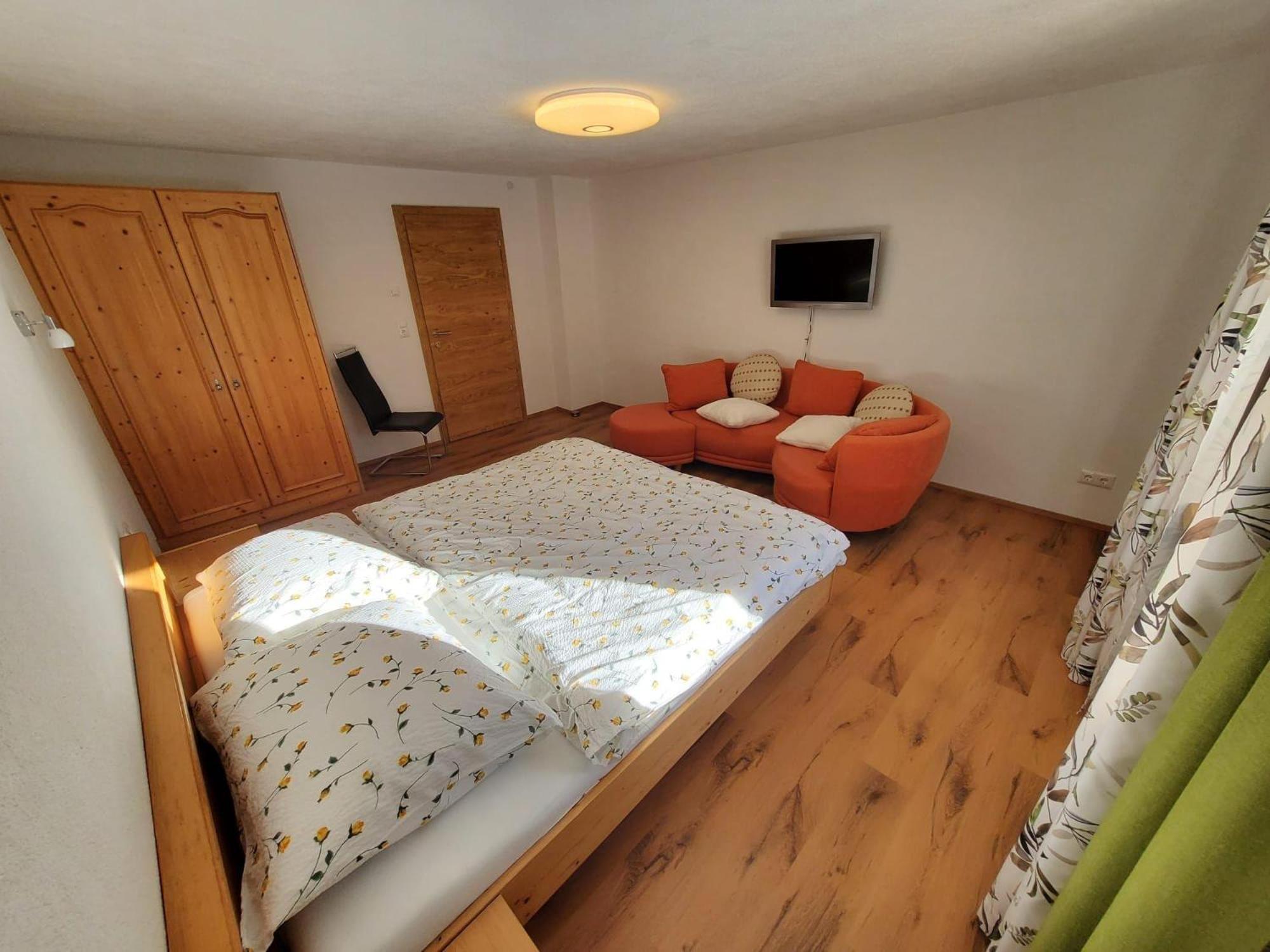 Rosa'S Ferienhaus Ferienwohnung Rote Flueh เกรน ภายนอก รูปภาพ