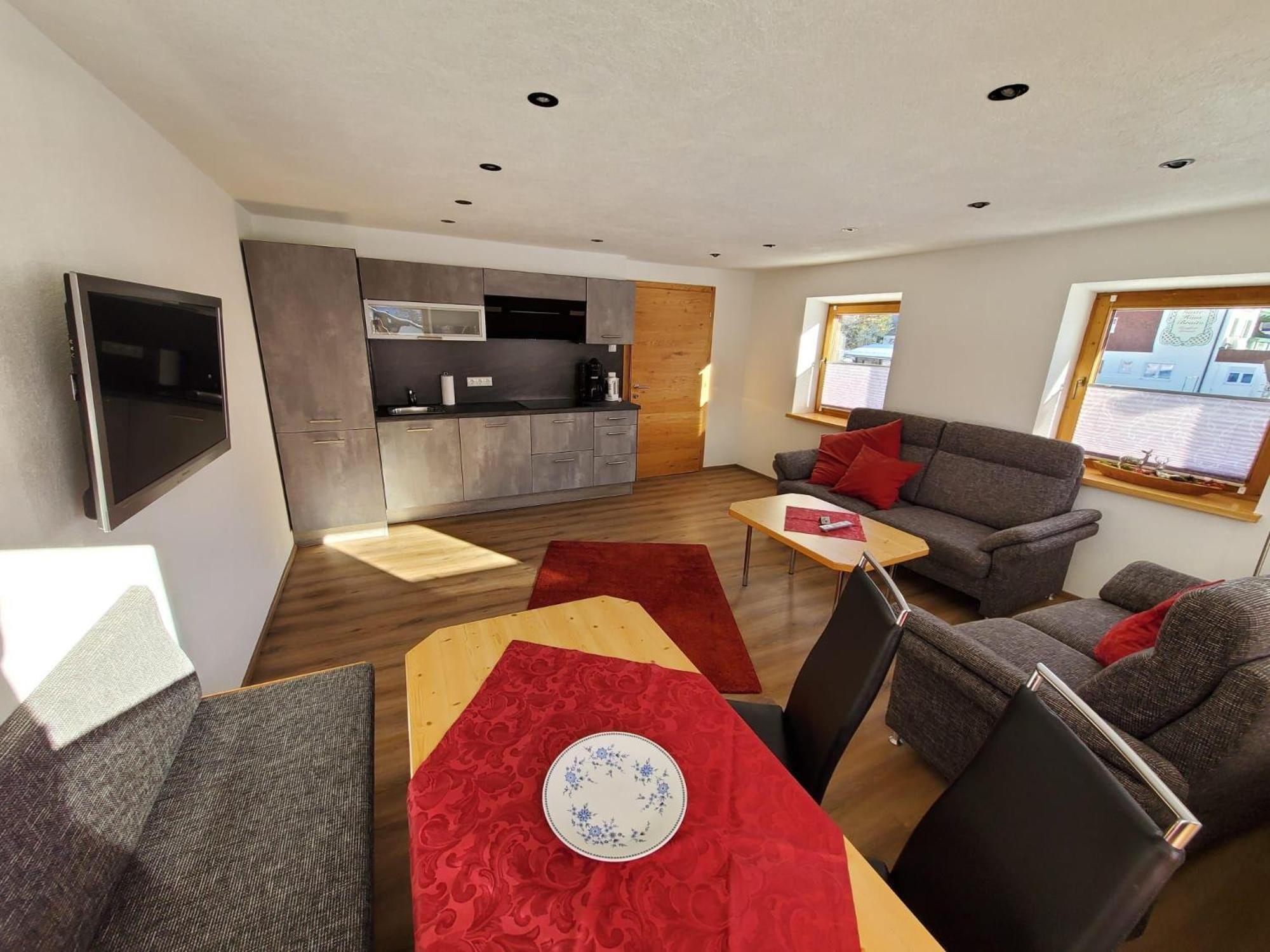 Rosa'S Ferienhaus Ferienwohnung Rote Flueh เกรน ภายนอก รูปภาพ