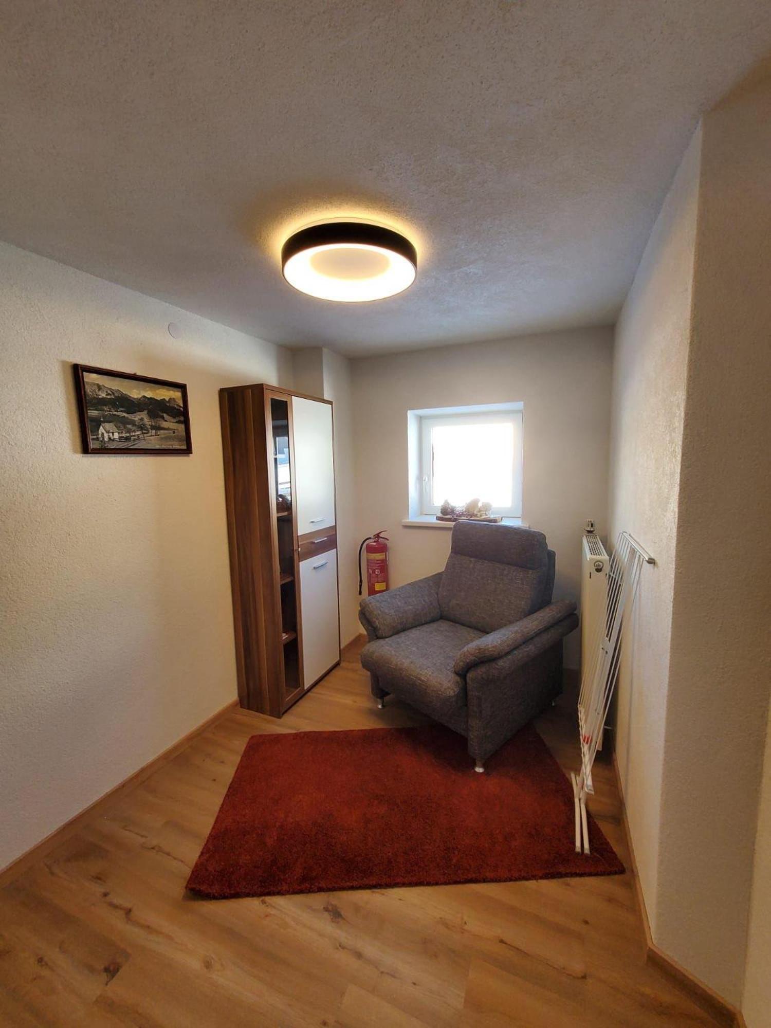Rosa'S Ferienhaus Ferienwohnung Rote Flueh เกรน ภายนอก รูปภาพ