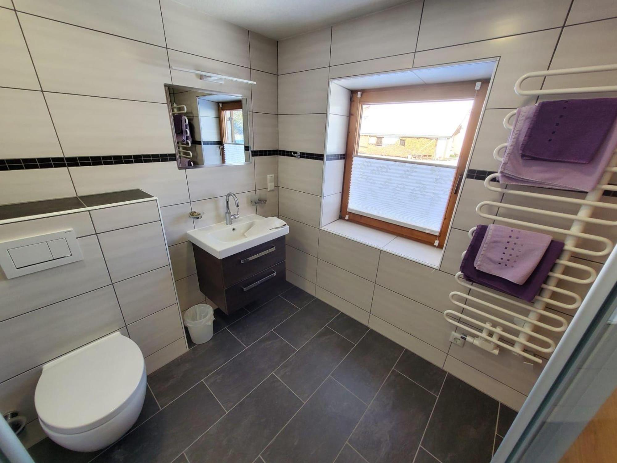 Rosa'S Ferienhaus Ferienwohnung Rote Flueh เกรน ภายนอก รูปภาพ